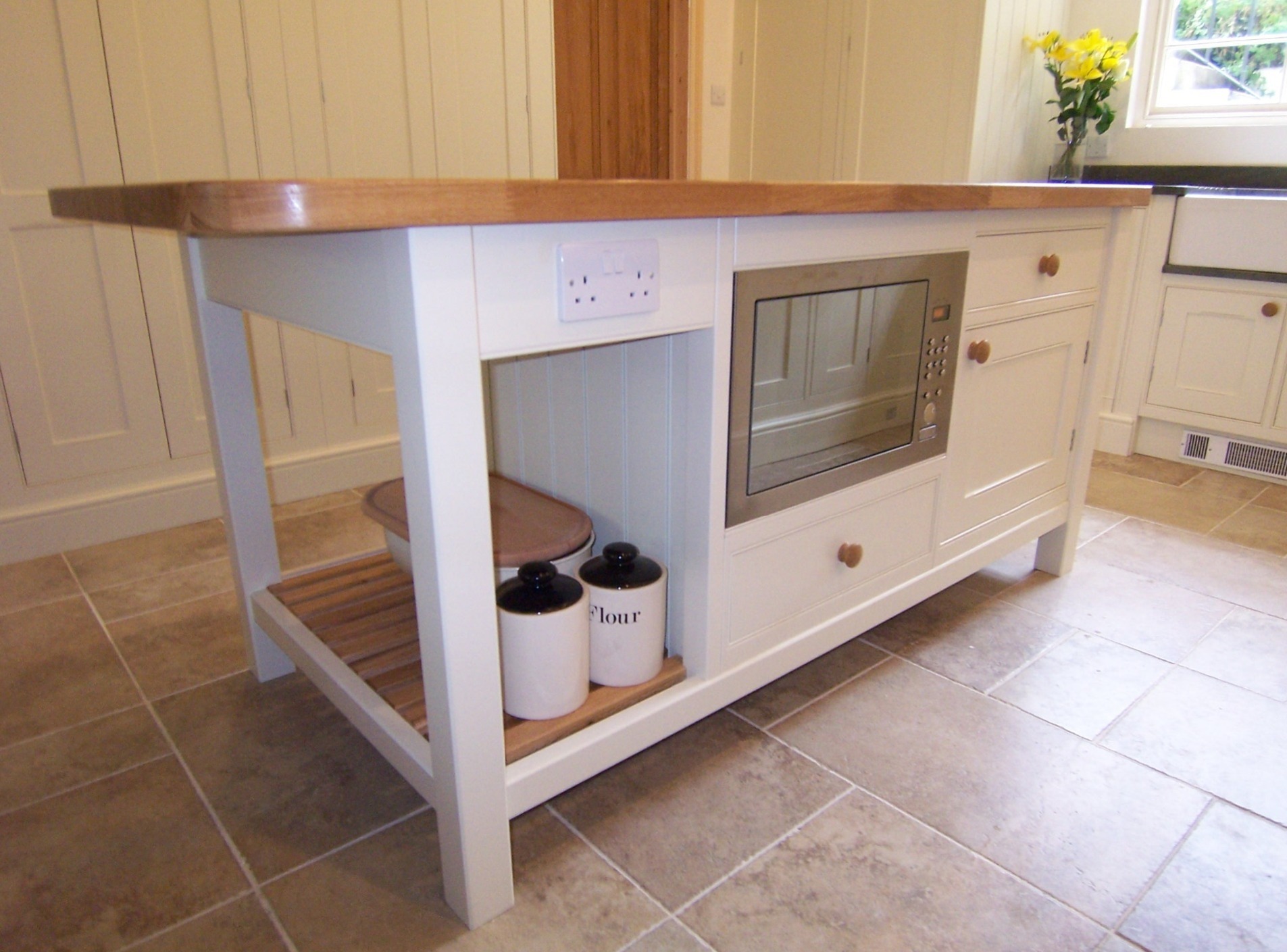 Island with timber worktop
